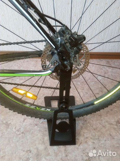 Велоподставка, переднее колесо от Specialized