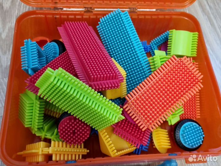 Игольчатый конструктор