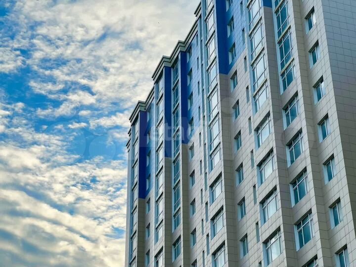 2-к. квартира, 72 м², 10/17 эт.