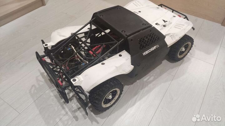 Радиоуправляемая модель 30N DTT 1/5