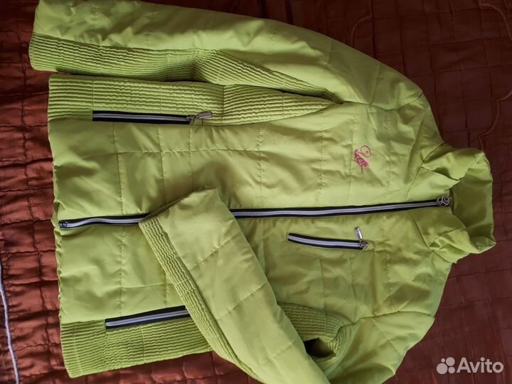 Курточка для девочки