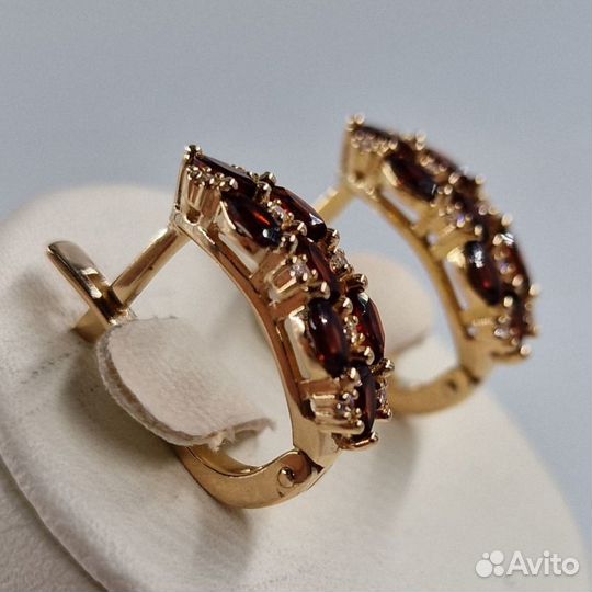 Серьги с гранатом