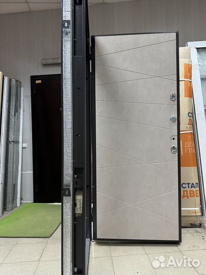 Дверь входная термобуль