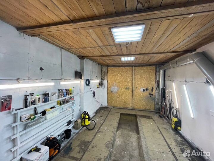 Автосервис : ремонт / химчистка и тд