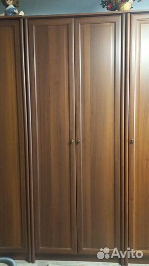 Полка для телевизора