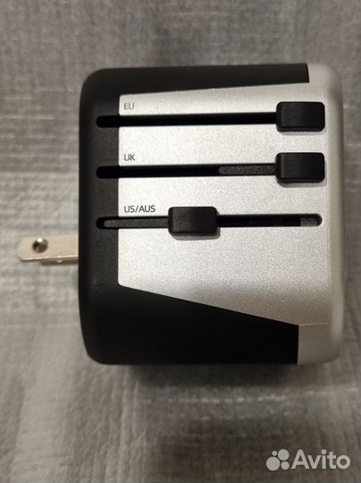 Hoco - Travel Adapter AC5