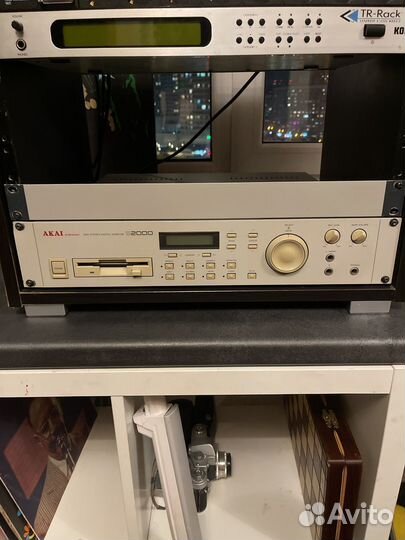 Сэмплер akai s2000