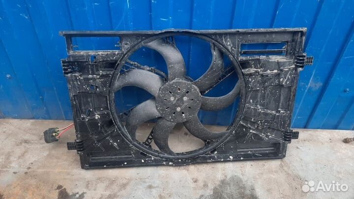 Диффузор вентилятора в сборе Skoda Octavia