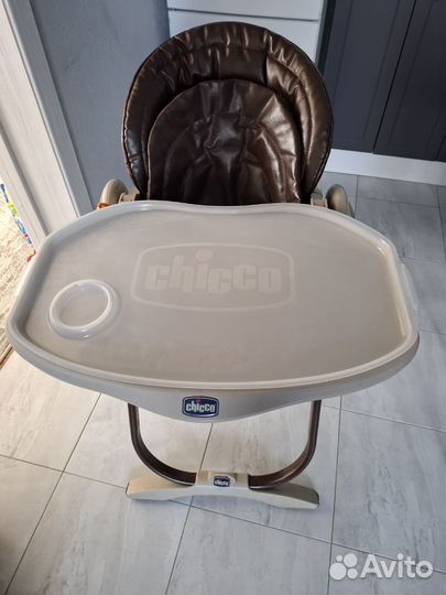 Стульчик для кормления chicco