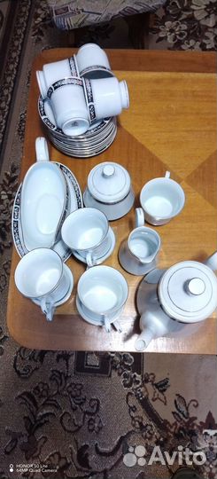 Чайный сервиз на 12 персон