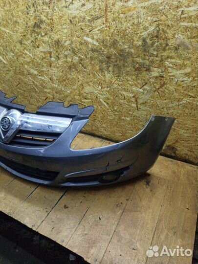 Бампер передний Opel Corsa D хетчбэ 3- дв. Z12XER