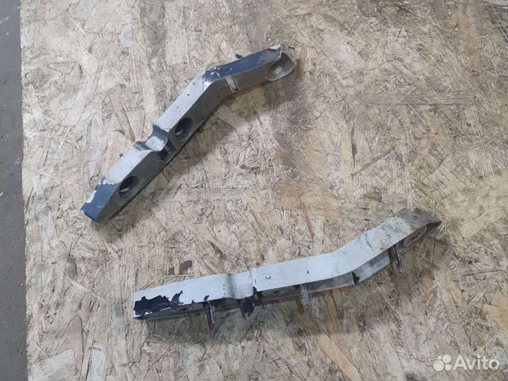 Кронштейн крепления бампера форд фокус 2