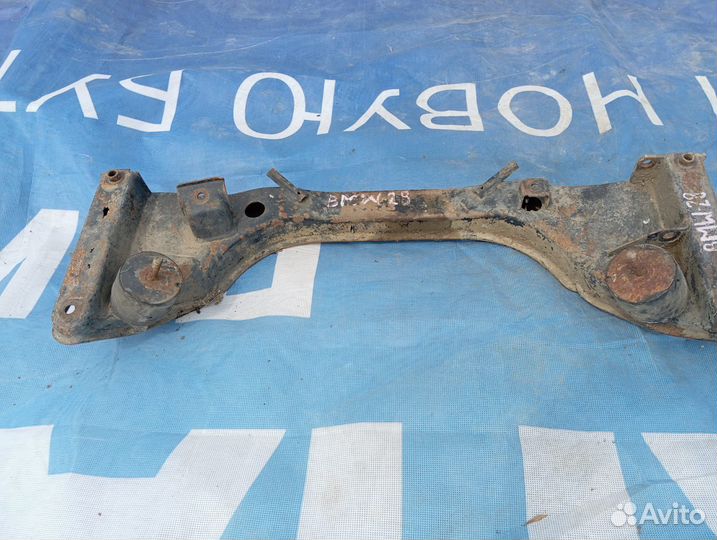 Подрамник передний BMW e28