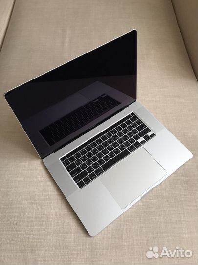 Apple MacBook Pro 16 2019 i9 Silver