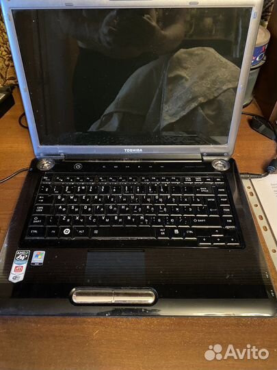 Ноутбук toshiba
