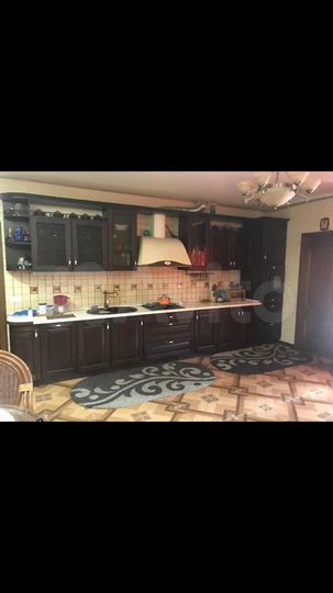 Дом 240 м² на участке 20 сот.