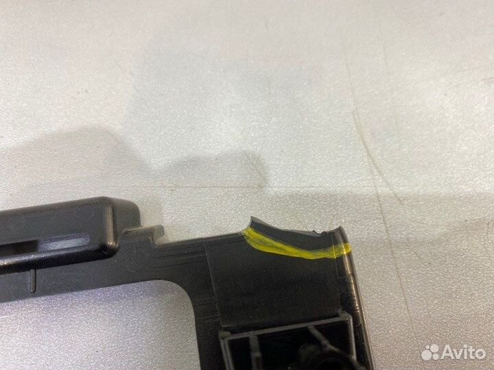 Накладка на консоль между сиденьями Mitsubishi