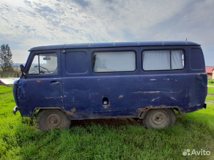 УАЗ 3962 2.9 МТ, 2002, битый, 300 000 км