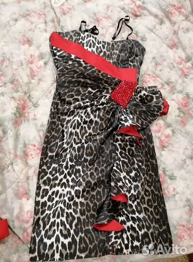 Платье женское