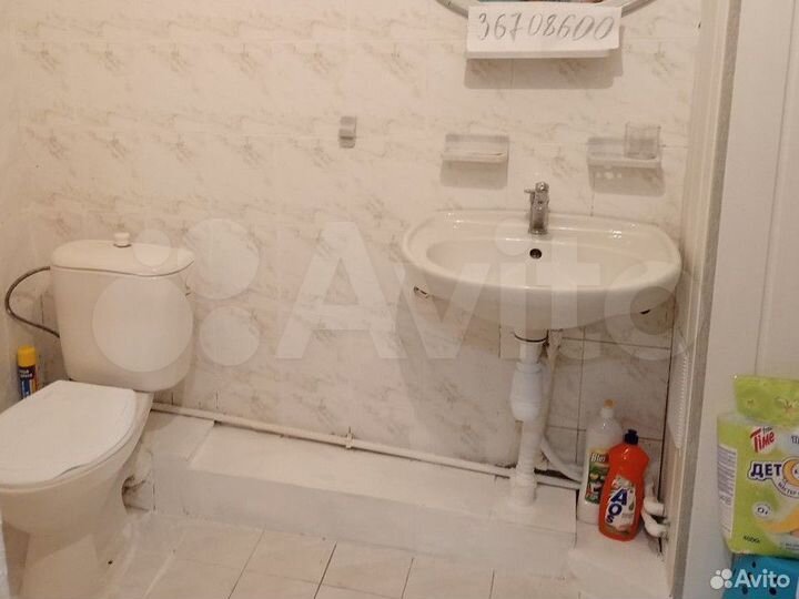 1-к. квартира, 52 м², 2/5 эт.