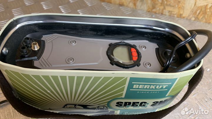 Автомобильный компрессор berkut spec-2M