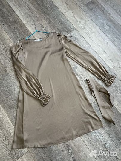 Платье вечернее