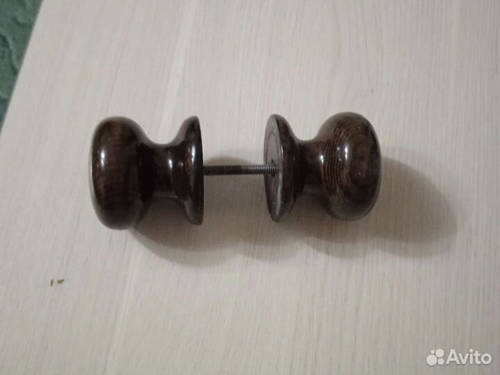 Дверная ручка
