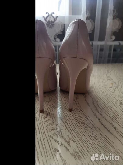 Балетки новые 35 размера но можно на 37 размера
