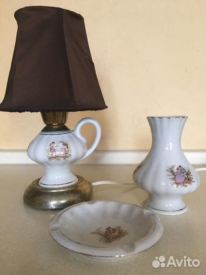 Лампа настольная