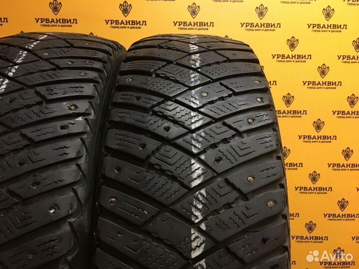 Goodyear Ultragrip Ice Arctic 215/65 R16 98T