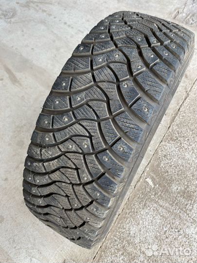 Dunlop SP Winter Ice 03 185/60 R15 88T