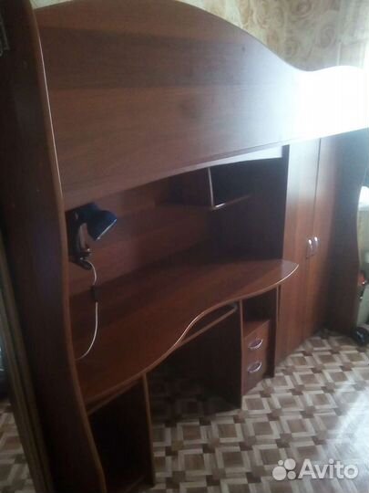 Продам уголок школьника