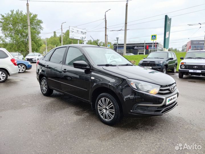 LADA Granta 1.6 МТ, 2019, 51 253 км