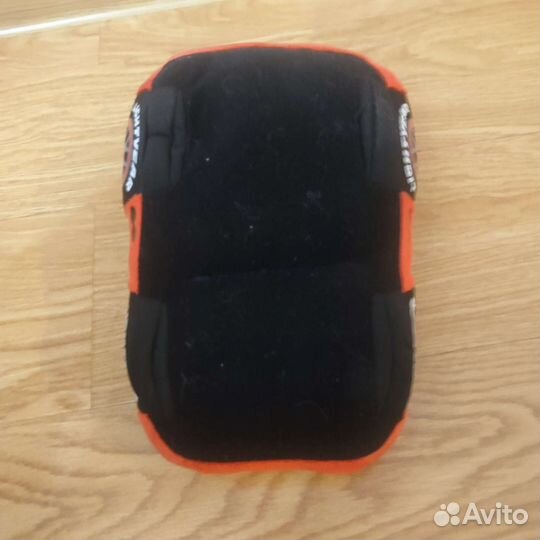 Мягкая игрушка молния маквин