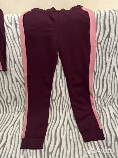 Спортивный костюм женский 42