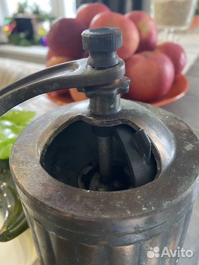 Кофемолка ручная СССР