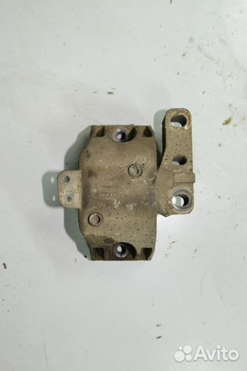 Опора двигателя правая audi a3, vw golf 4 bora