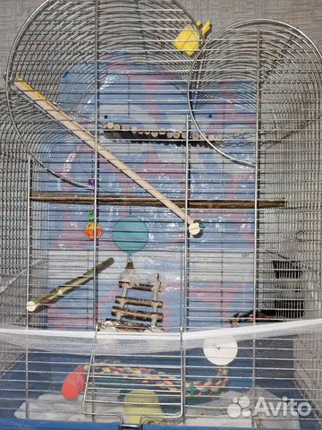 Клетка для попугая с присадкой
