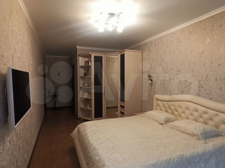 3-к. квартира, 96 м², 11/25 эт.