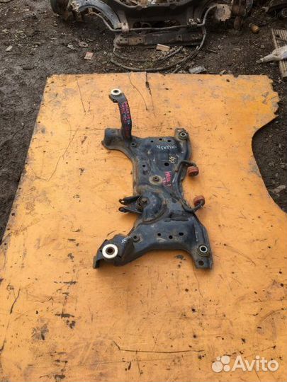 Подрамник передний Mazda 3 BL 1.6 2009-2012