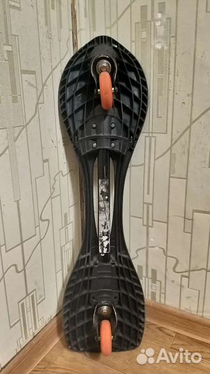 Двухколесный скейтборд