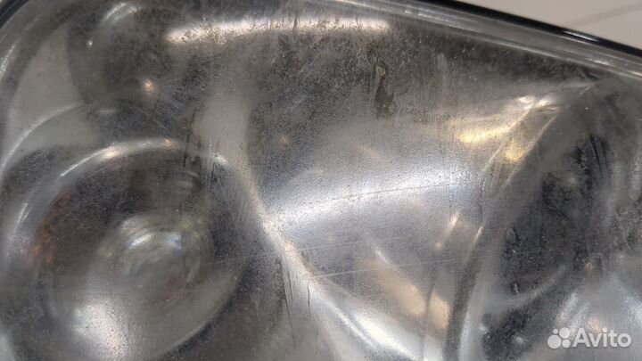 Фара (передняя) правая Volkswagen Touareg, 2006