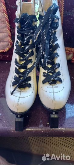 Коньки фигурные 38 Pirouette