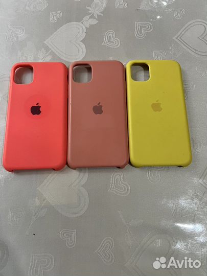 Чехол на iPhone 11
