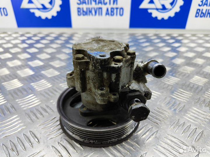 Насос гидроусилителя (гур) Volkswagen Touareg 3.6