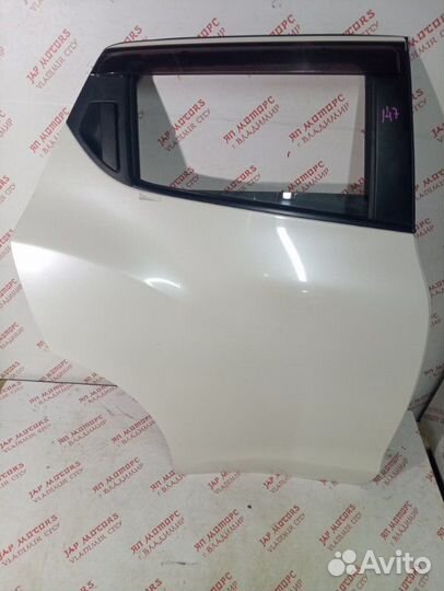 Дверь боковая задняя правая Nissan Juke NF15