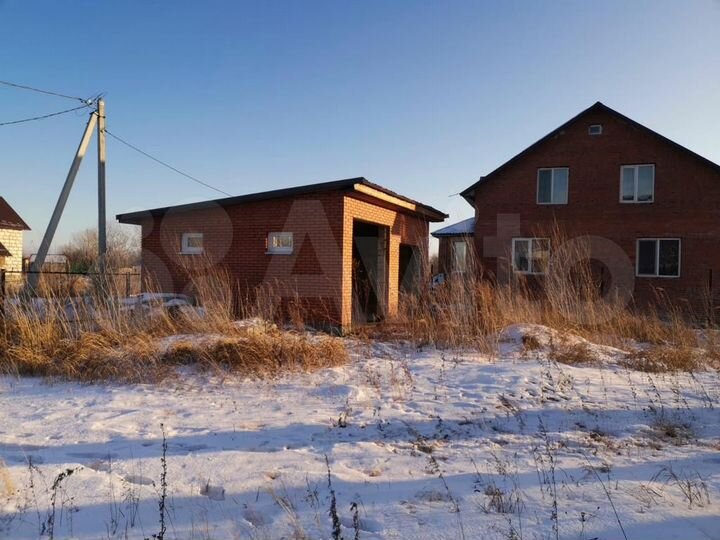 Коттедж 189 м² на участке 12 сот.