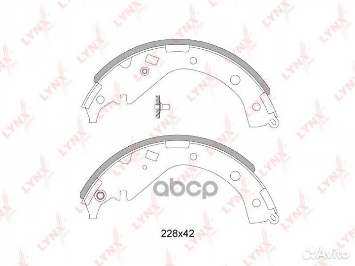 Колодки тормозные барабанные зад BS7524 LYN