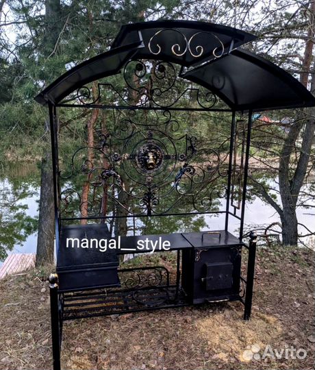 Мангал с крышей