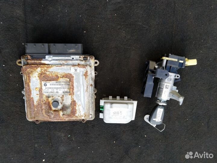 Блок управления двигателем джип град чероки вк 1